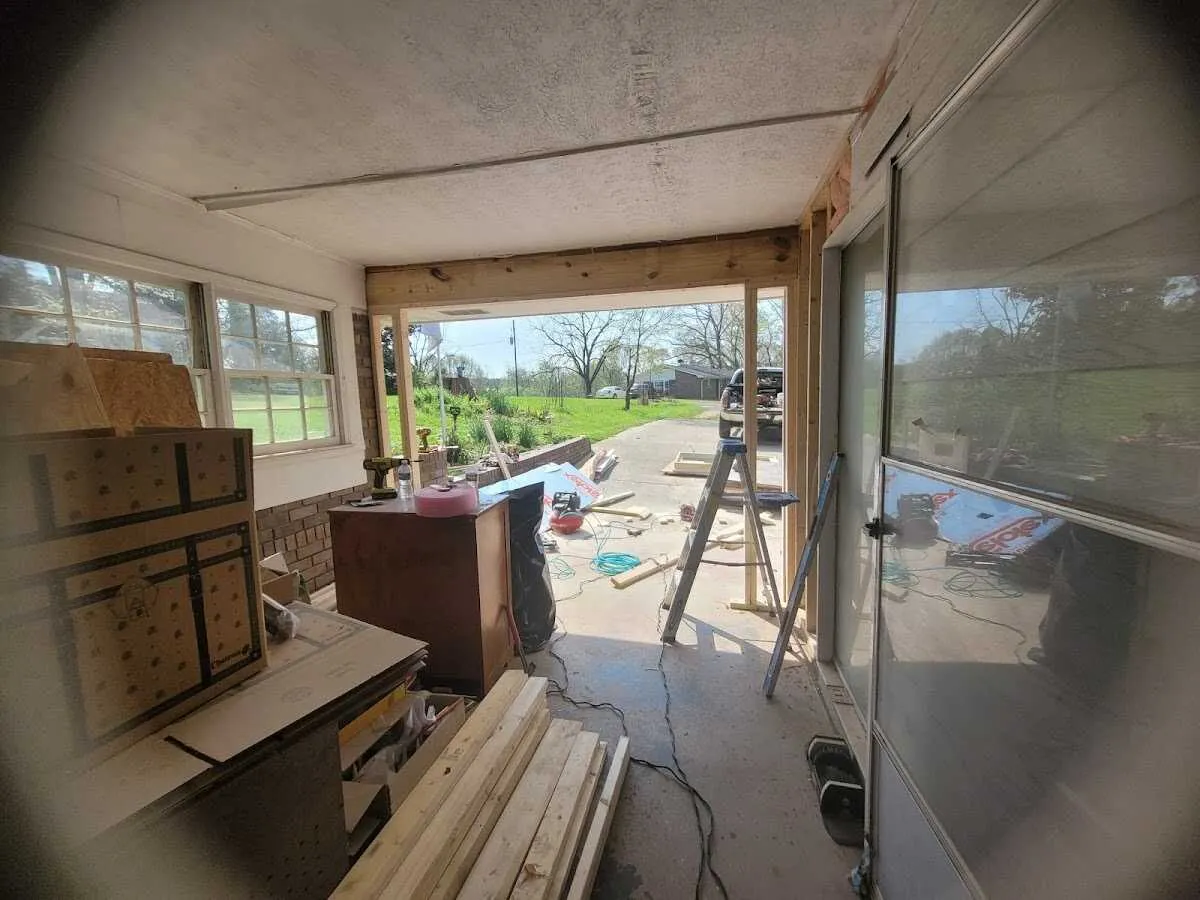 Air movers and dehumidifier for Drying & Dehumidification in Pine